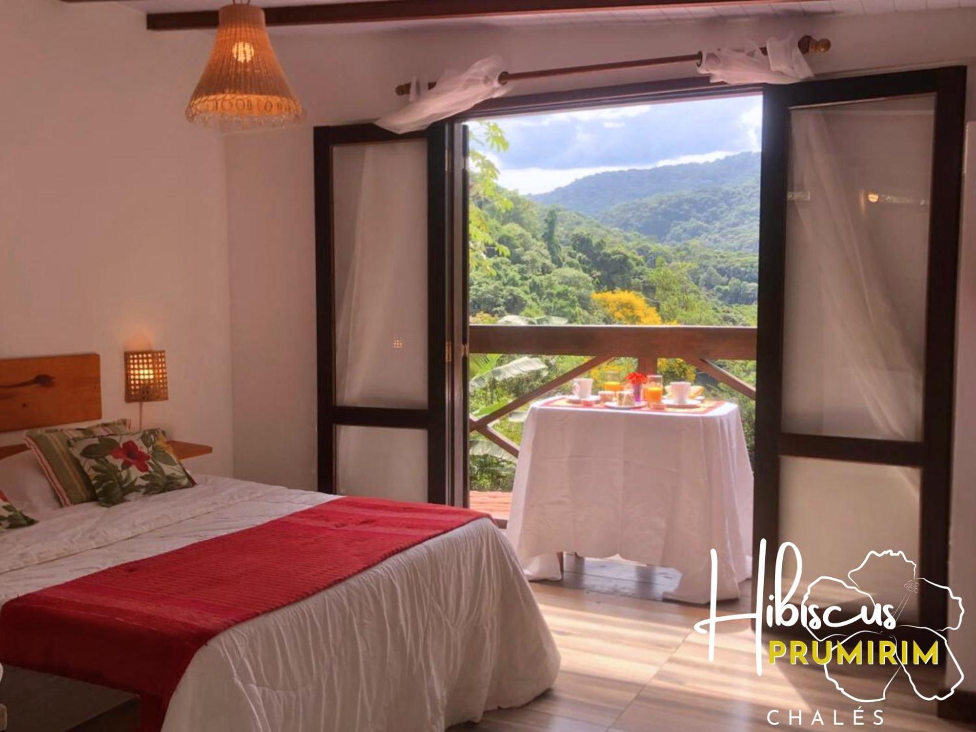 Hibiscus Prumirim Chales Ubatuba Exterior photo